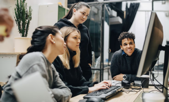 Why “Cloud Smart” is the New Black, and Oracle Cloud is the Perfect Accessory